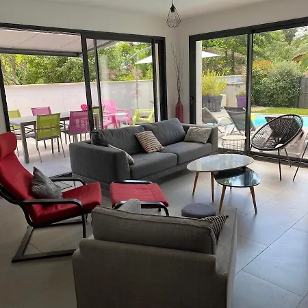 Bassin D 'arcachon House With Heated Pool Villa *